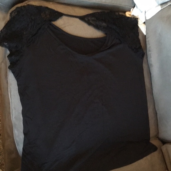 Lace detail top - Picture 4 of 4